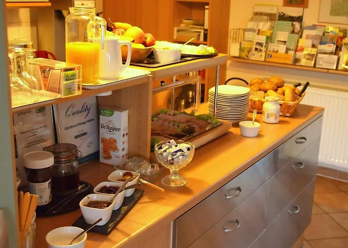 罗斯勒酒庄酒店 酒店 *