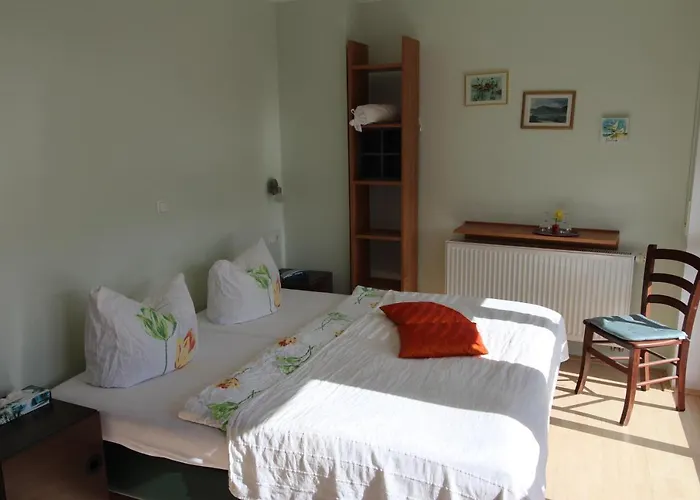 Szálloda Gastehaus Weingut Rossler *